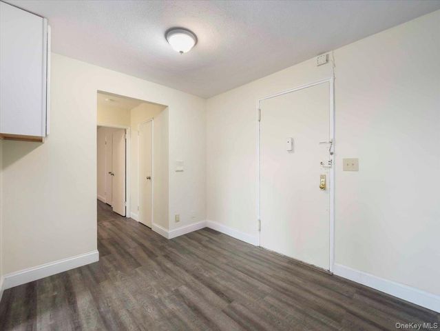 3 Sadore Ln 4P, Yonkers, NY 10710