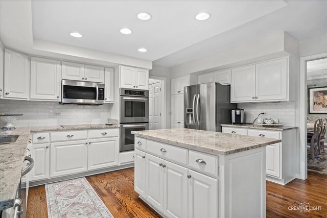 1143 Stuart Court, Naperville, IL 60540