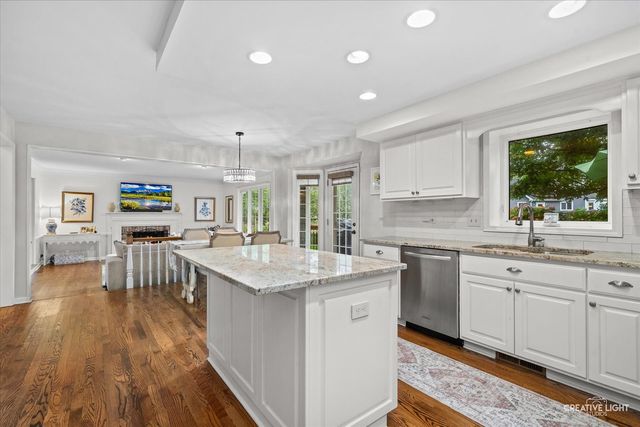 1143 Stuart Court, Naperville, IL 60540