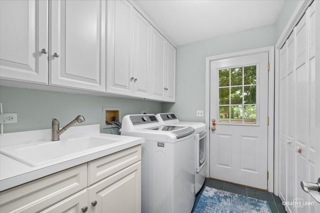 1143 Stuart Court, Naperville, IL 60540