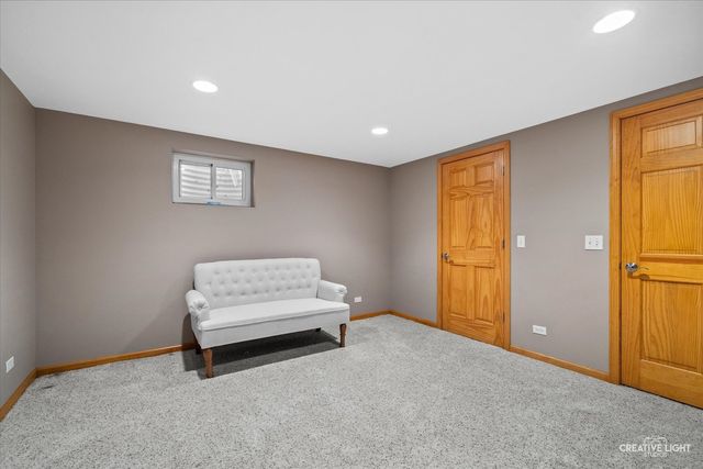 1143 Stuart Court, Naperville, IL 60540