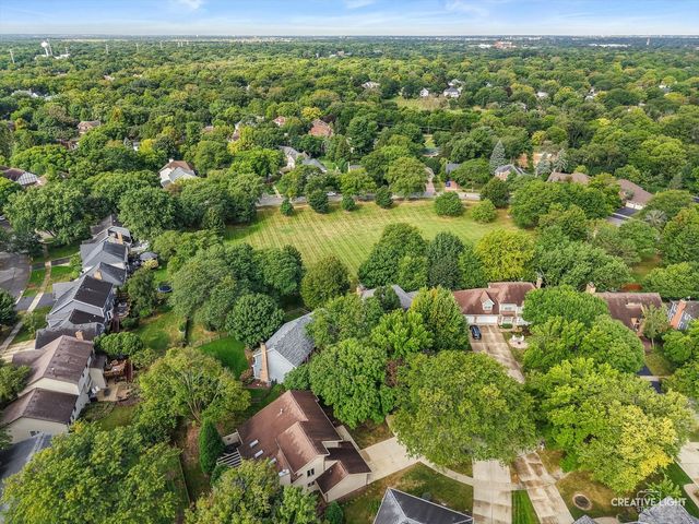 1143 Stuart Court, Naperville, IL 60540