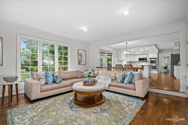 1143 Stuart Court, Naperville, IL 60540