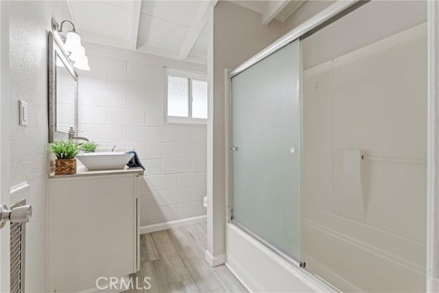 5121 W Avenue M4, Lancaster, CA 93536