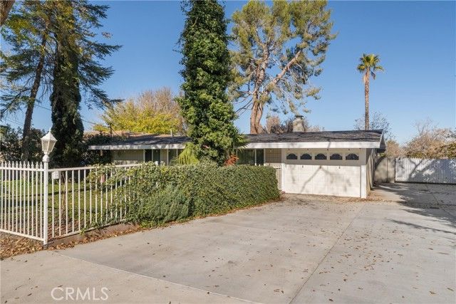 5121 W Avenue M4, Lancaster, CA 93536