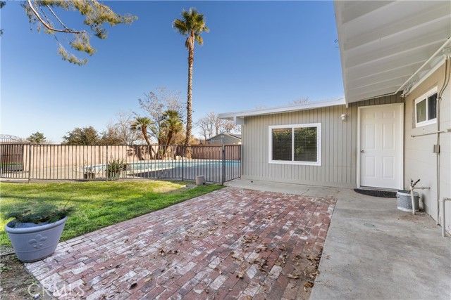 5121 W Avenue M4, Lancaster, CA 93536