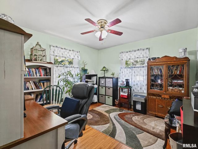 606 W TIMBER RIDGE Drive, Peoria, IL 61615
