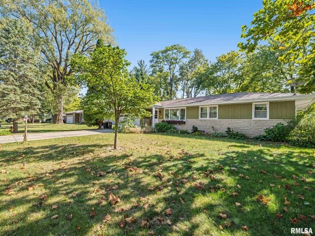 606 W TIMBER RIDGE Drive, Peoria, IL 61615