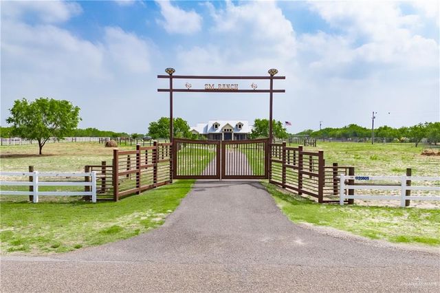 20805 Los Venados Drive, Edinburg, TX 78542