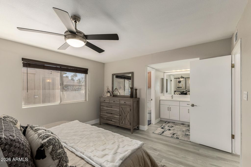 Image 17 of property listing at 2255 S ORANGE Street, Mesa, AZ 85210