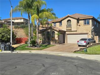 130 Azurite Place, Perris, CA 92570