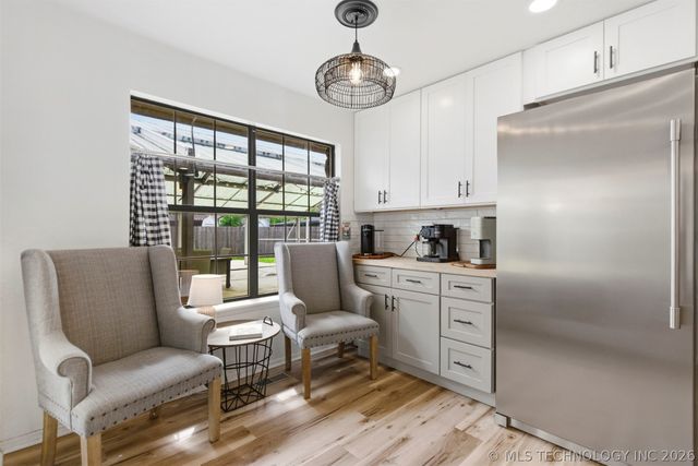 750 W 97th Place S, Jenks, OK 74037