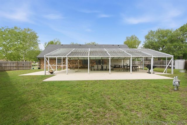 750 W 97th Place S, Jenks, OK 74037