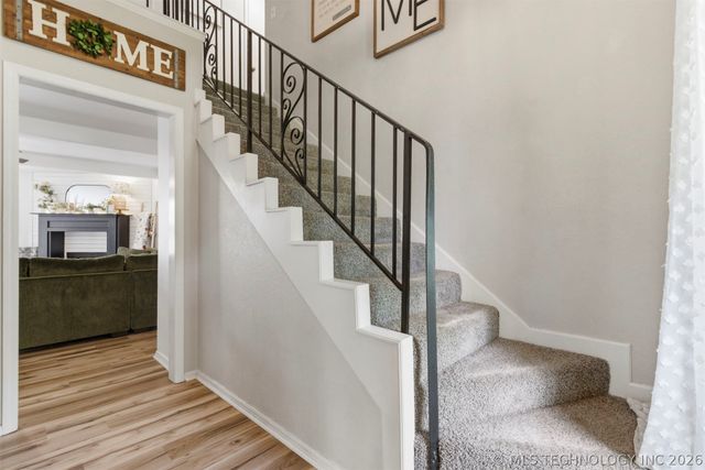 750 W 97th Place S, Jenks, OK 74037