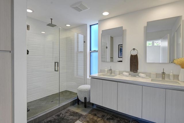 329 Goleta Way, Palm Springs, CA 92264