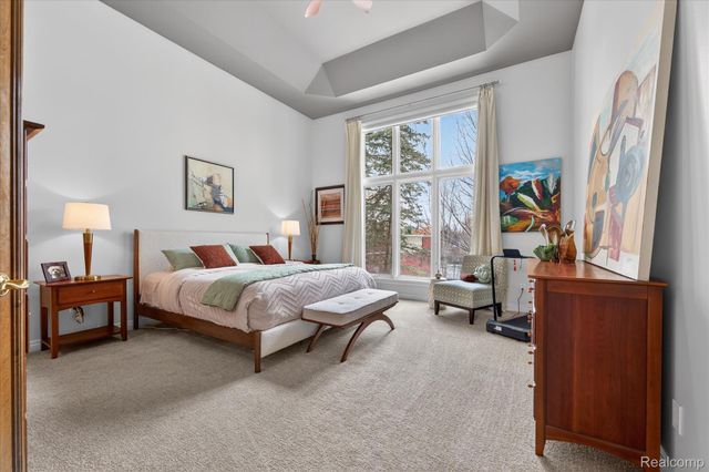 4806 Goodison Place Drive, Oakland Charter Township, MI 48306