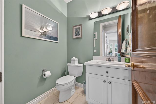 4806 Goodison Place Drive, Oakland Charter Township, MI 48306