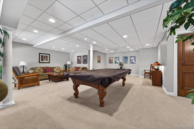 4806 Goodison Place Drive, Oakland Charter Township, MI 48306