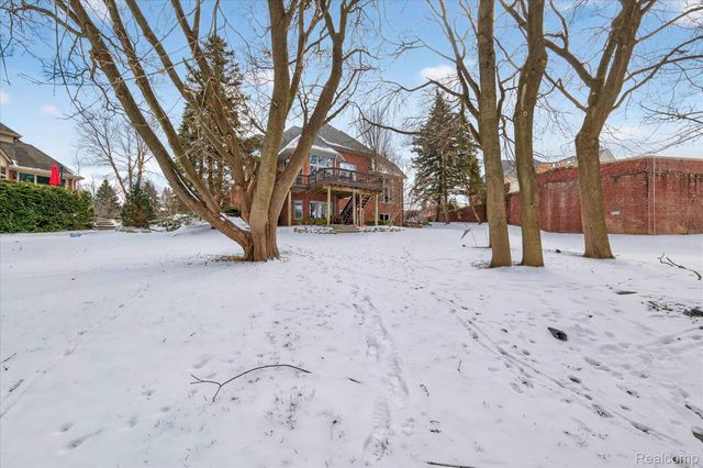 4806 Goodison Place Drive, Oakland Charter Township, MI 48306