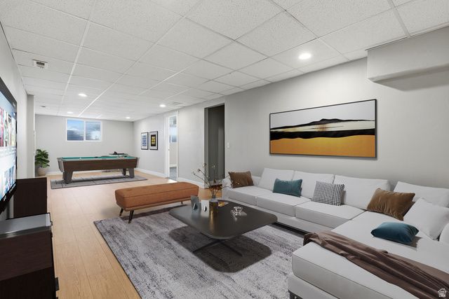 10517 S LARKSPUR DR, Sandy, UT 84094