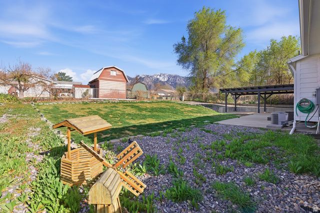 10517 S LARKSPUR DR, Sandy, UT 84094