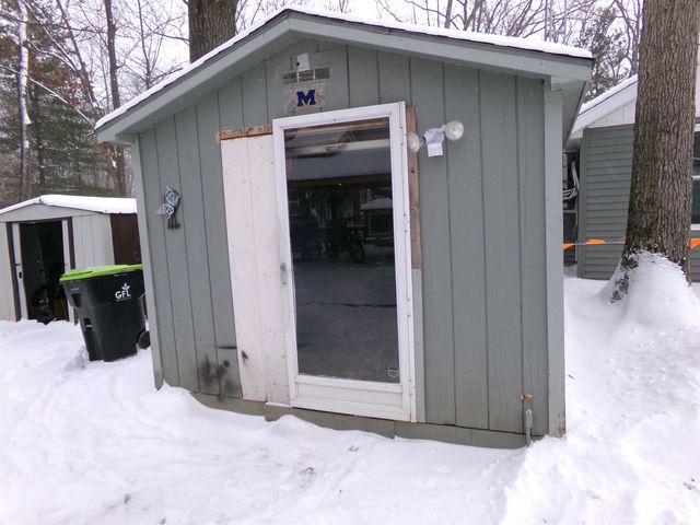 992 Lake Street, Lincoln Twp, MI 48625