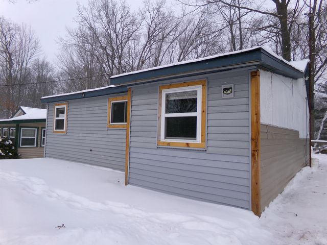 992 Lake Street, Lincoln Twp, MI 48625