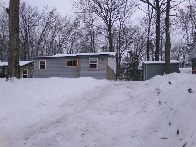 992 Lake Street, Lincoln Twp, MI 48625