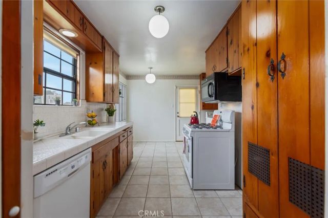 17116 Wilton Place, Torrance, CA 90504