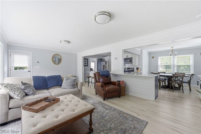 6294 Chestnut Road, Independence, OH 44131