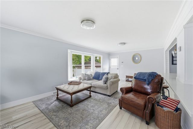6294 Chestnut Road, Independence, OH 44131