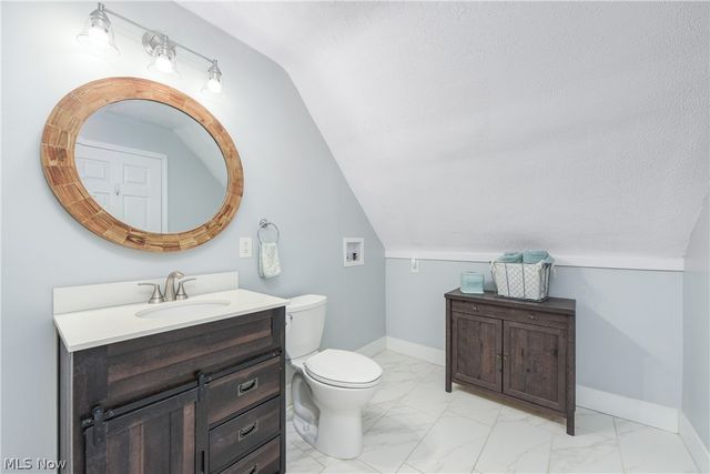 6294 Chestnut Road, Independence, OH 44131