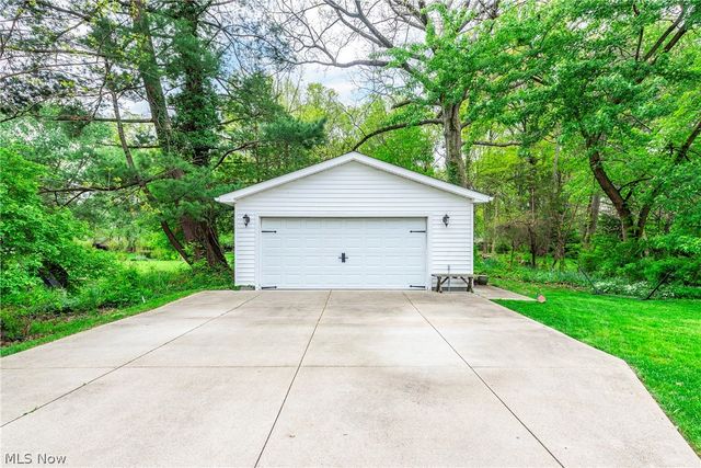 6294 Chestnut Road, Independence, OH 44131
