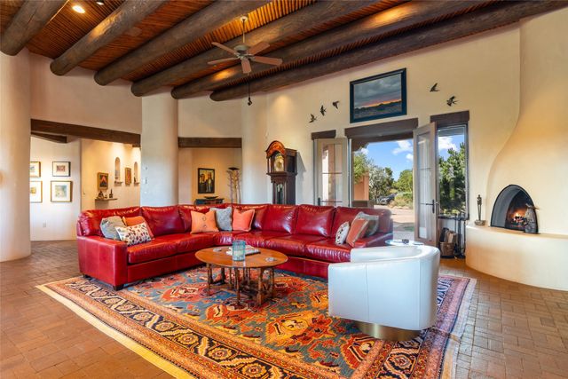 71 Sierra Rosa Loop, Santa Fe, NM 87506
