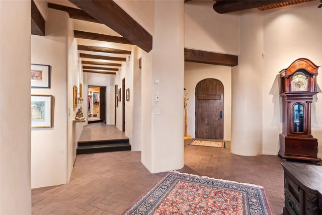 71 Sierra Rosa Loop, Santa Fe, NM 87506