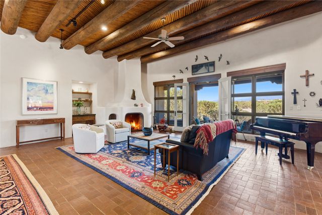 71 Sierra Rosa Loop, Santa Fe, NM 87506