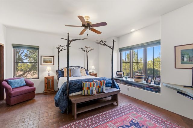 71 Sierra Rosa Loop, Santa Fe, NM 87506