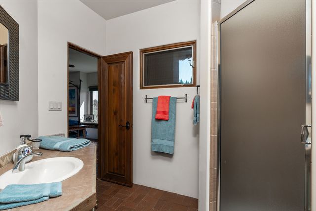 71 Sierra Rosa Loop, Santa Fe, NM 87506