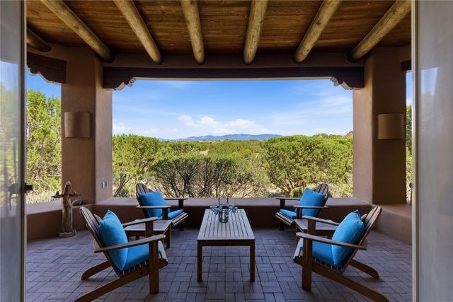 71 Sierra Rosa Loop, Santa Fe, NM 87506