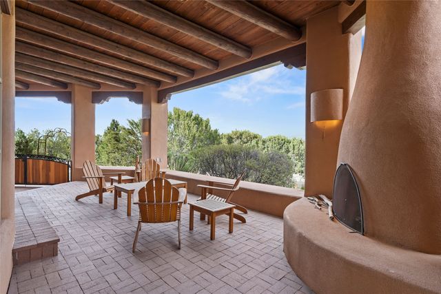 71 Sierra Rosa Loop, Santa Fe, NM 87506