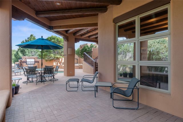 71 Sierra Rosa Loop, Santa Fe, NM 87506