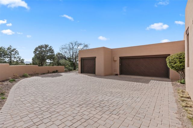 71 Sierra Rosa Loop, Santa Fe, NM 87506