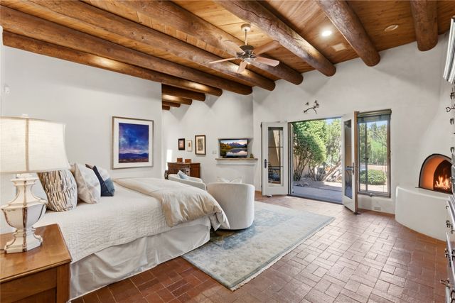 71 Sierra Rosa Loop, Santa Fe, NM 87506