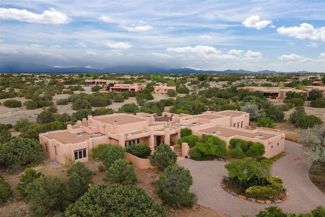 71 Sierra Rosa Loop, Santa Fe, NM 87506