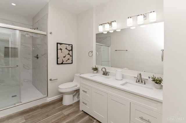 1906 Kinney Avenue, Cincinnati, OH 45207