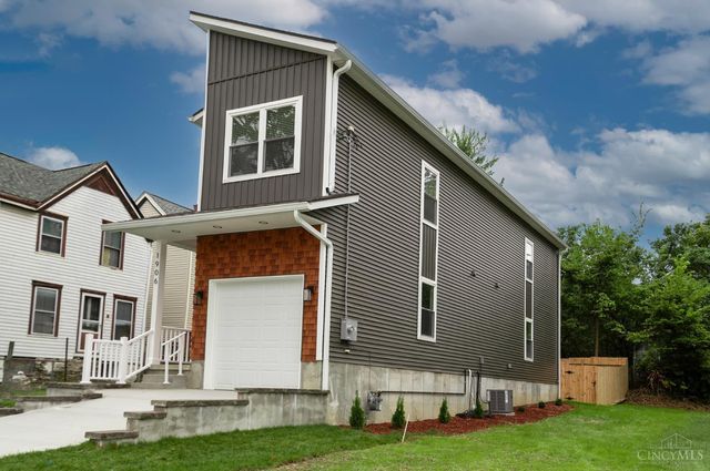 1906 Kinney Avenue, Cincinnati, OH 45207