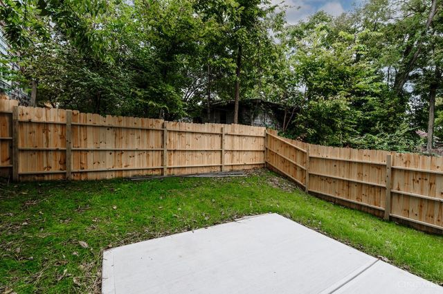 1906 Kinney Avenue, Cincinnati, OH 45207