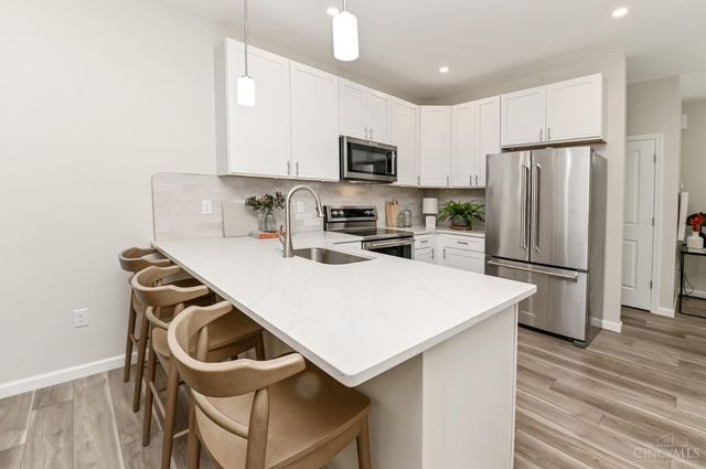 1906 Kinney Avenue, Cincinnati, OH 45207