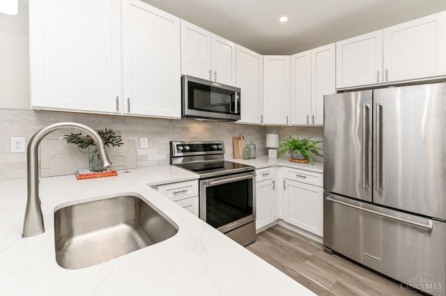 1906 Kinney Avenue, Cincinnati, OH 45207
