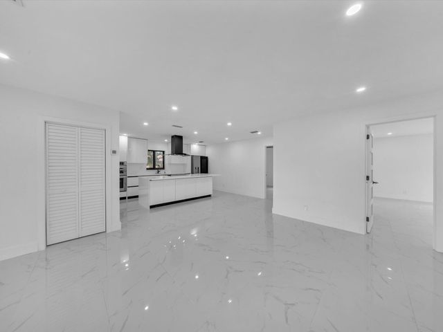 4531 SW 20th Street, West Park, FL 33023